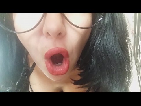 ❤️ Sthandwa, umama wakho ongamzali akakuvumeli ukuthi uye esikoleni namuhla... Ngikudinga kakhulu... Izocansi ku-zu.com-porn-kai.ru ❌❤